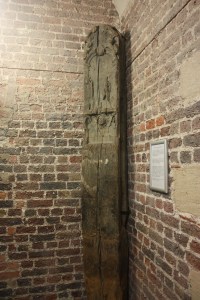 Whipping Post, 1572, St. Martin-in-the-Fields Church, London.