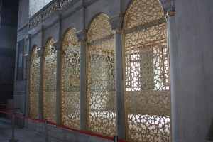 Sultan Mahmud I's library and reading room  was built in the Hagia Sophia in 1739. I guess they took the books out so the tourists don't walk off with them. 