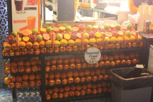 These juice bars were everywhere. Not being a pomegranate fan I didn't try it.